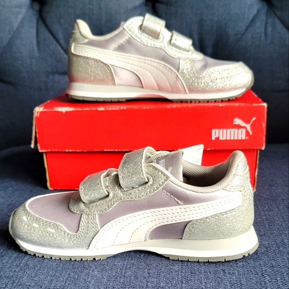 PUMA Cabana Racer Mesh V Girls Glitz Silver & White Sneaker Size 10 - Picture 3 of 5